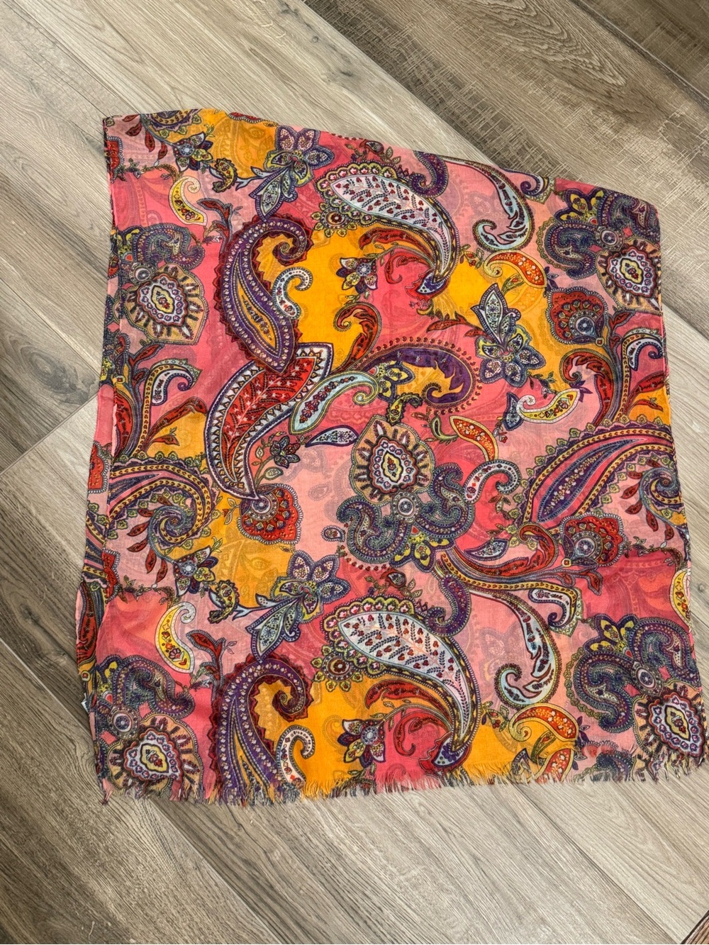 Old Navy - Vibrant Paisley Scarf